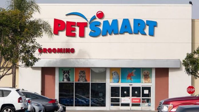 PetSmart closes San Fransisco Outlet as Online sales hurt